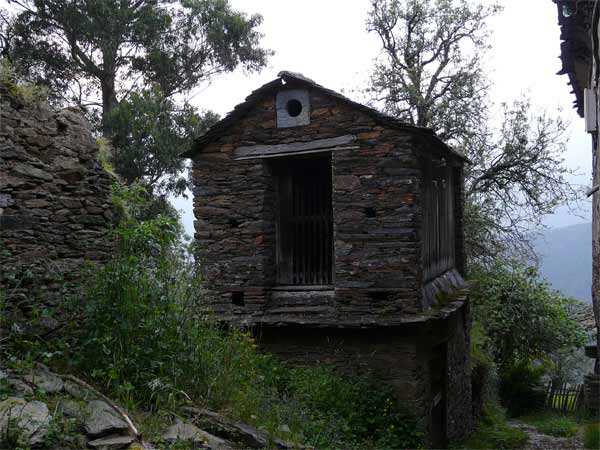 Cabazo de San Esteban de los Buitres